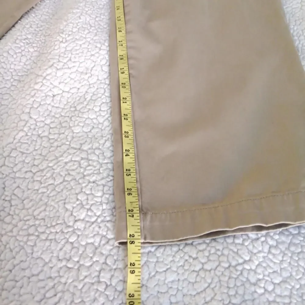 Classic tan khaki chinos by Chaps True American Chino 33x30